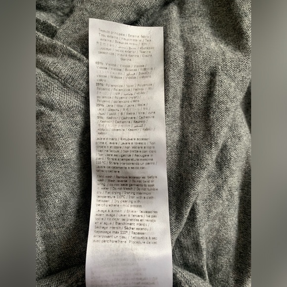 Liu Jo Gray sweater with removable embellishment size M - Picture 10 of 10